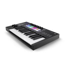 CONTROL SUPERFICIE TECLADO LAUNCHKEY 25 MK3 BK NOVATION